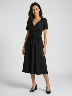 Robe midi ligne A fluide avec maintien du ventre pour femme