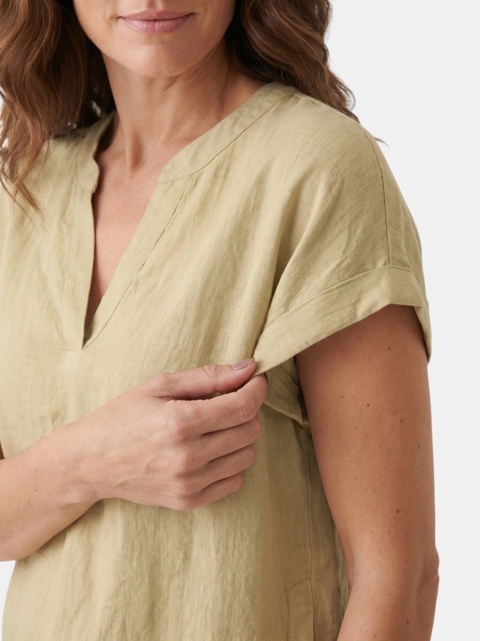 Blouse blanche en tissu doux col V décontractée légère pour femme