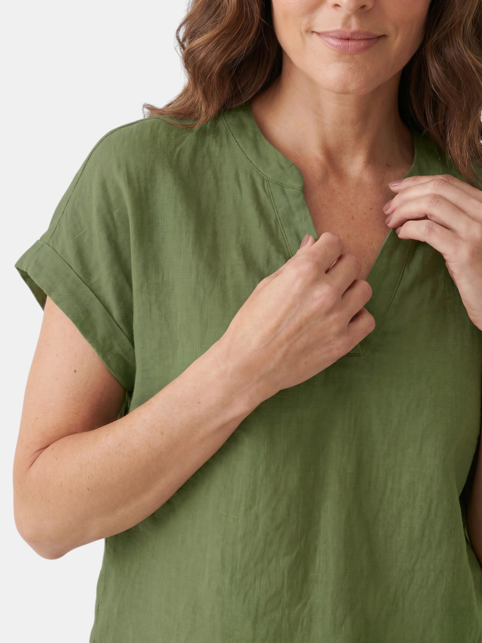 Blouse blanche en tissu doux col V décontractée légère pour femme