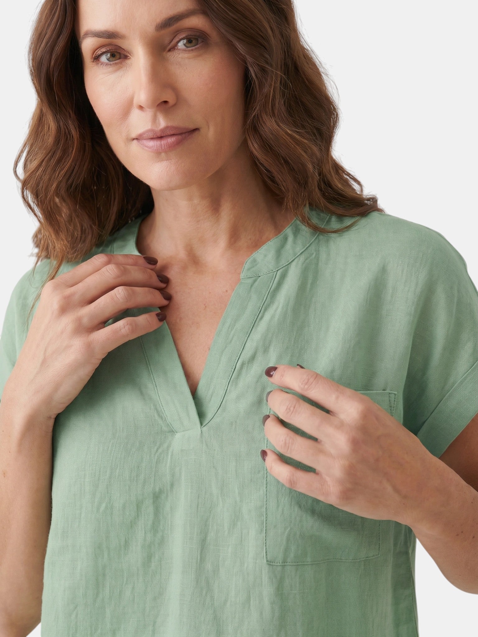 Blouse blanche en tissu doux col V décontractée légère pour femme
