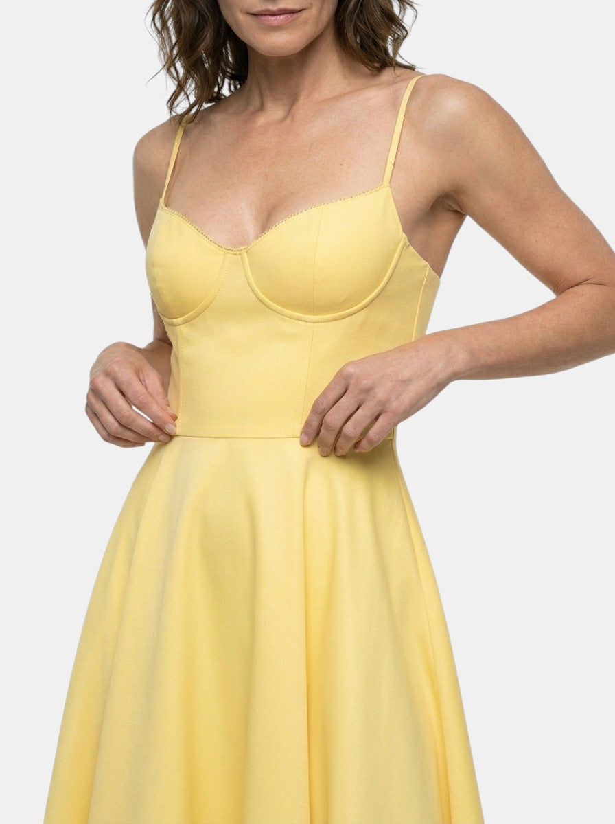 Robe midi corset structuré jupe évasée bretelles fines élégante femme