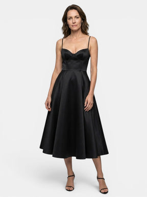 Robe midi corset structuré jupe évasée bretelles fines élégante femme