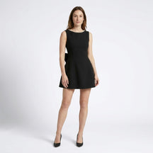 Robe mini structurée sans manches femme cocktail élégante invitée mariage