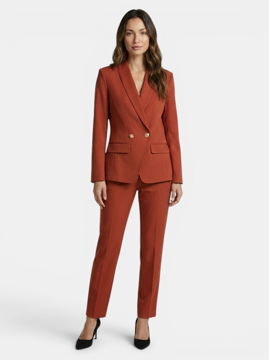 Tailleur blazer ajusté col châle et pantalon droit élégant pour femme